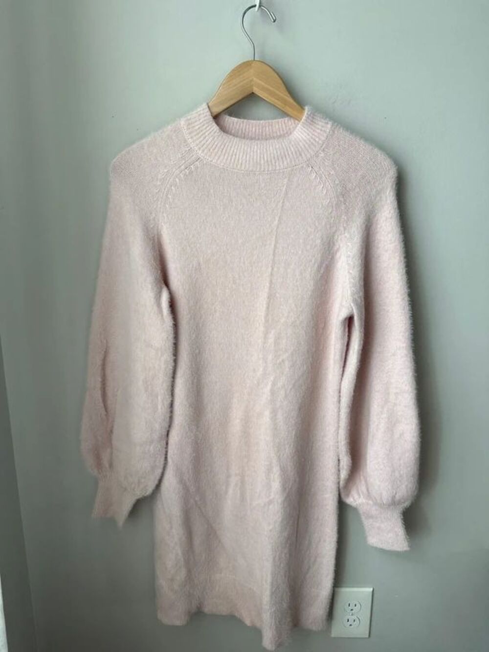 Zesica Light Pink Fuzzy Knit Puff Sleeve Sweater Dress Medium